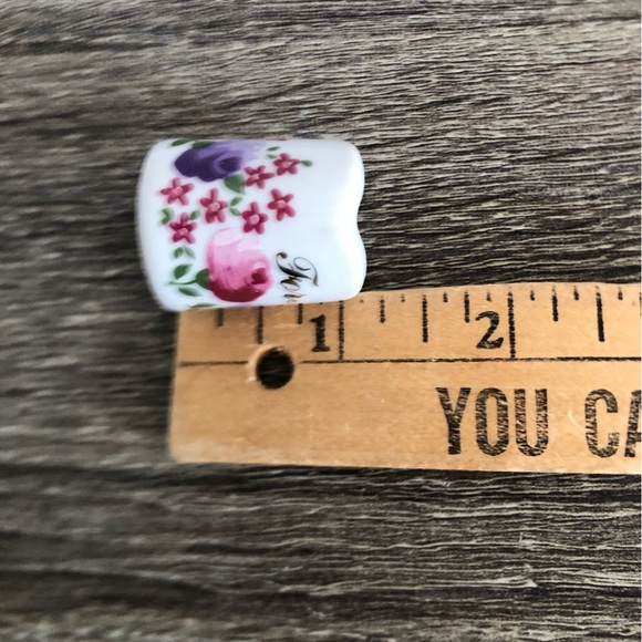 Vtg Russ Ceramic Miniature Cups - Picture 10 of 11